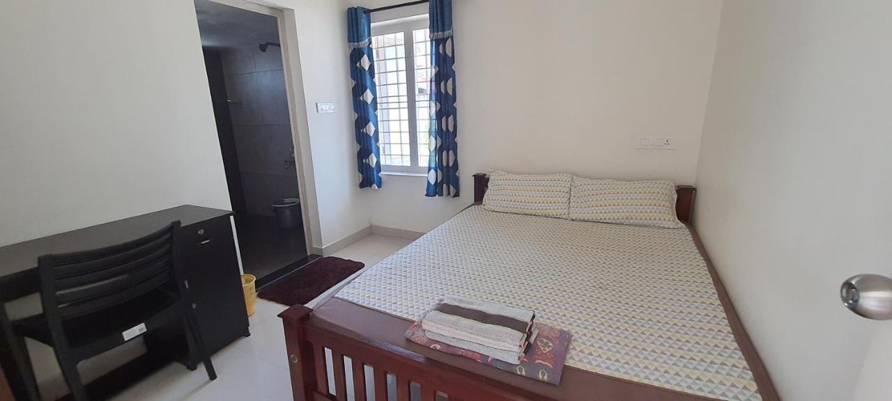 The Pod Cochin Homestay Kochi Exterior photo